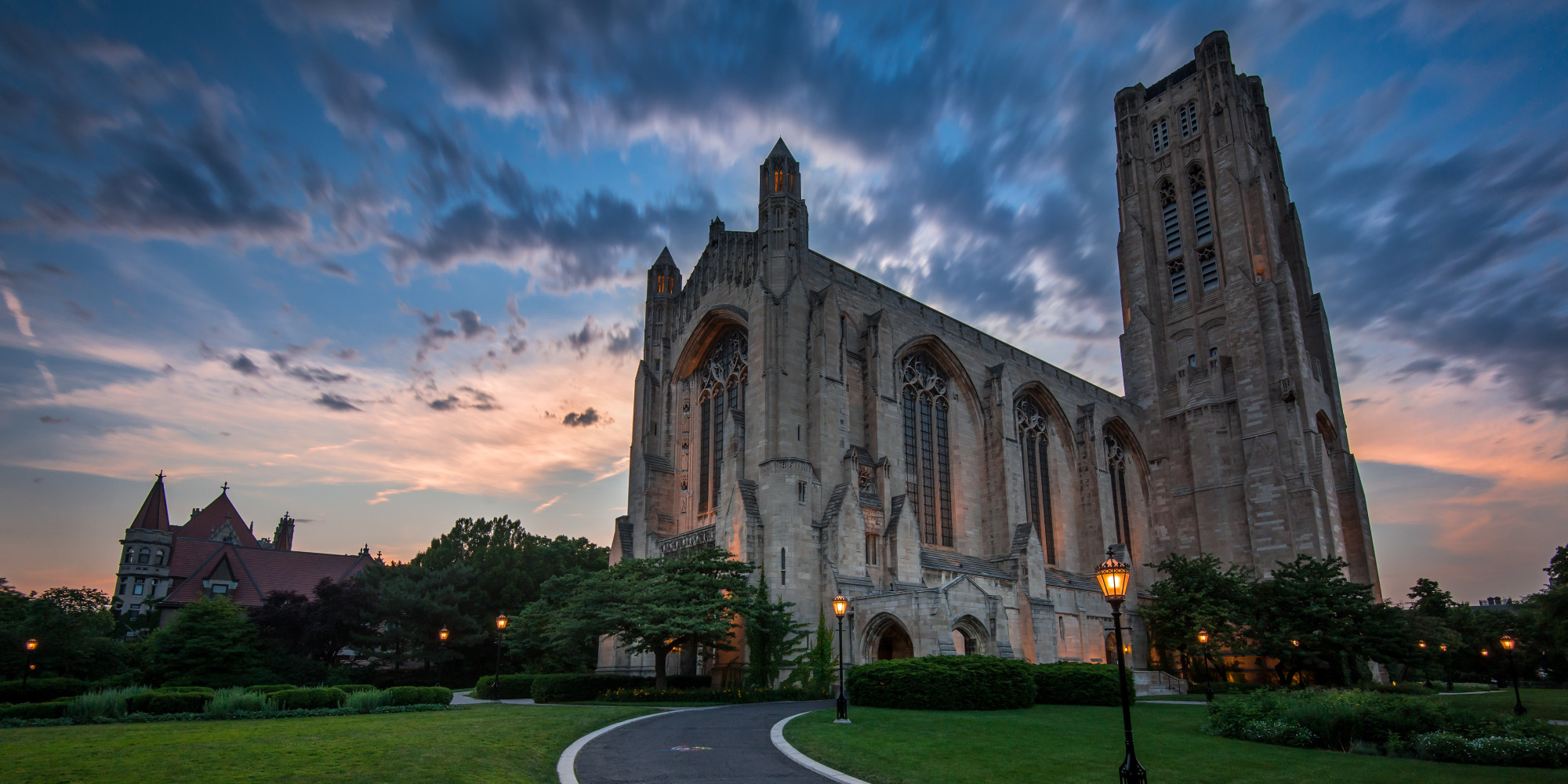 [UNVERIFIED CONTENT] Over the weekend, with my wife working, I decided to venture down to my old stomping grounds, Hyde Park, and in particular, the campus of University of Chicago.  I've been gone for a couple months now and while I am happy to move on with new adventures, this place will never grow old to me.  Walking through the various quads, soaking in the rich history and architecture, it was great to be back.  With the sun setting, I could only think of one vantage point to capture this fleeting light: Rockefeller Chapel.  I've posted an image very similar to this a while back, but I couldn't resist (and besides, with new gear in hand, I feel like it's all new again).  I was hoping for a kaleidoscope of color as the sun ventured further below, but amazingly the clouds vanished.  Either way, it was a true pleasure to be back on familiar grounds, with camera in hand.